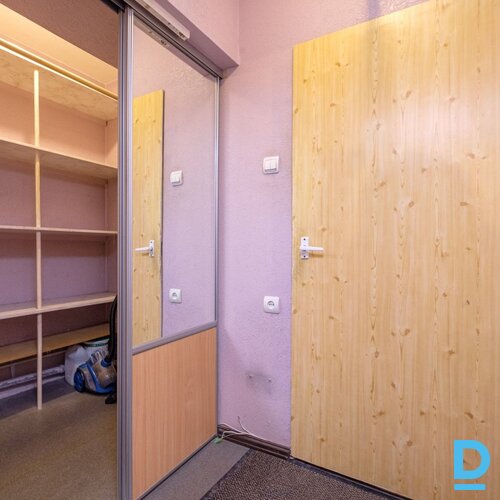 Izīrē dzīvokli Jūrmala