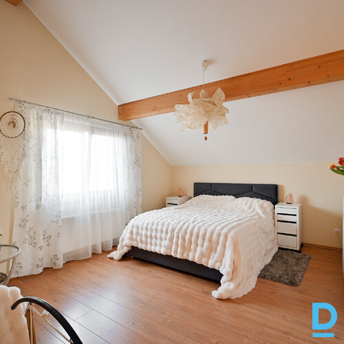 Pārdod māju Drēzdnes iela 4