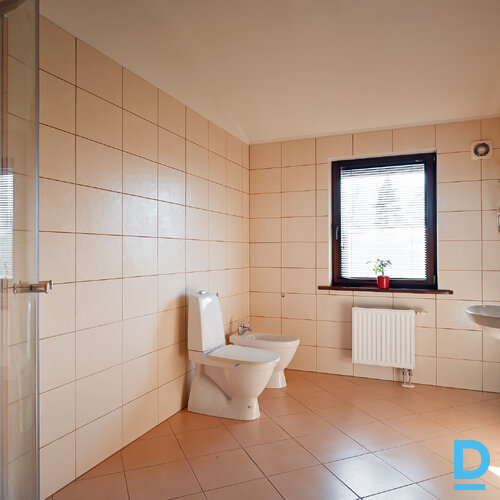 Pārdod māju Drēzdnes iela 4