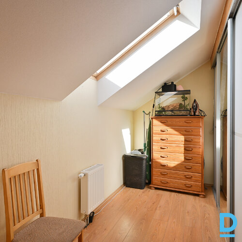 Pārdod māju Drēzdnes iela 4