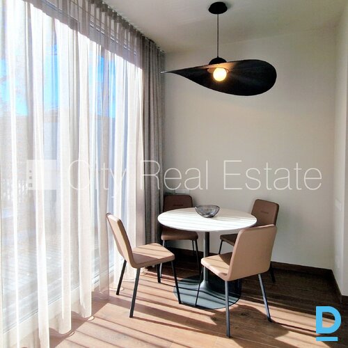 Izīrē dzīvokli Jūrmalā