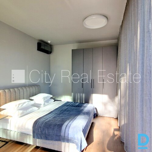 Izīrē dzīvokli Jūrmalā