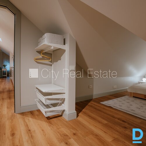 Izīrē dzīvokli Jūrmalā