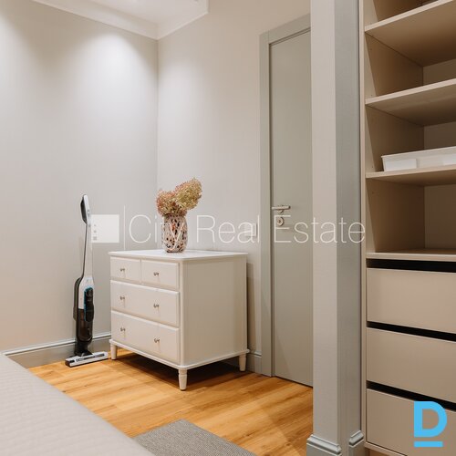 Izīrē dzīvokli Jūrmalā