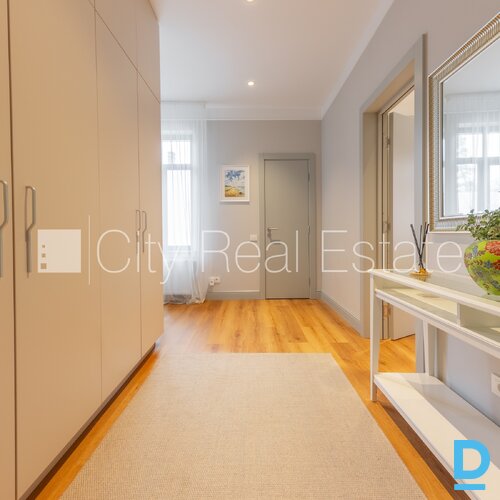 Izīrē dzīvokli Jūrmalā