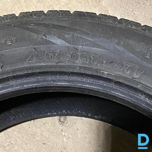 Pārdod Sailun Vissezonas riepas 235