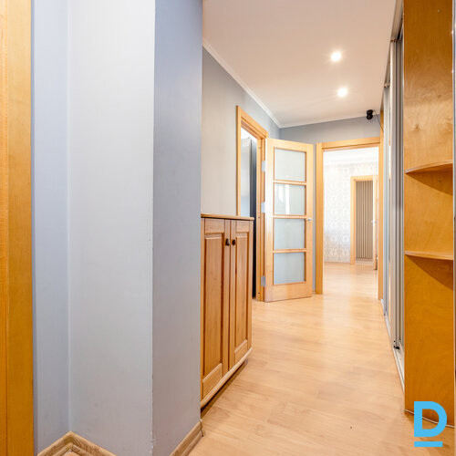 Pārdod dzīvokli Salnas ielā 34, 63m², 3 ist.