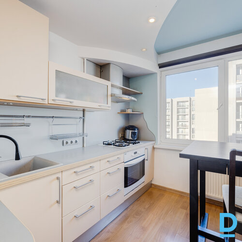 Pārdod dzīvokli Salnas ielā 34, 63m², 3 ist.