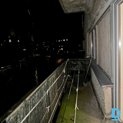 Pārdošanā saulains 3 istabu Purvciemā ar bezmaksas stāvvietu.