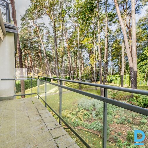 Pārdod dzīvokli Jūrmalā