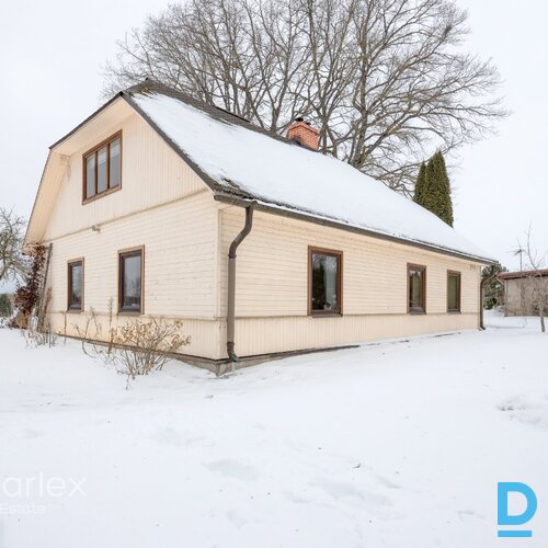 Zemesgabals un māja "Duķi", Jumpravas pagasts, Ogres novads