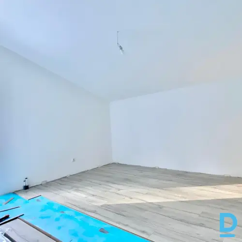 Pārdod mājas Piekūnu 11