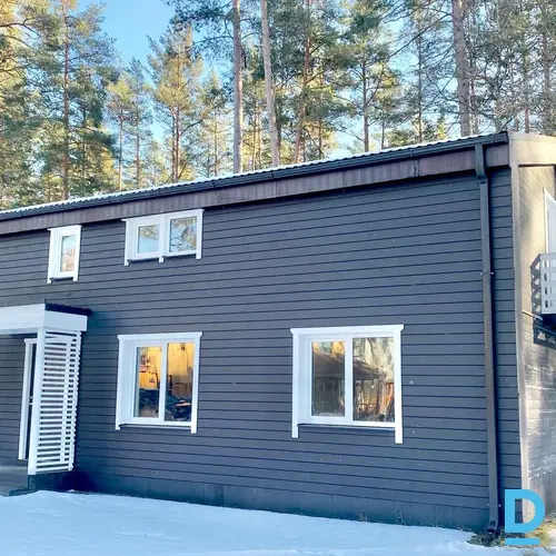 Pārdod mājas Piekūnu 11