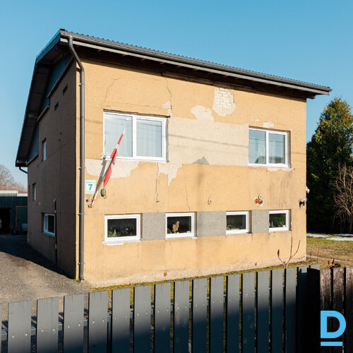 Pārdod māju Pūpolu iela 7