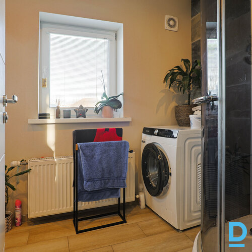 Pārdod māju Pūpolu iela 7