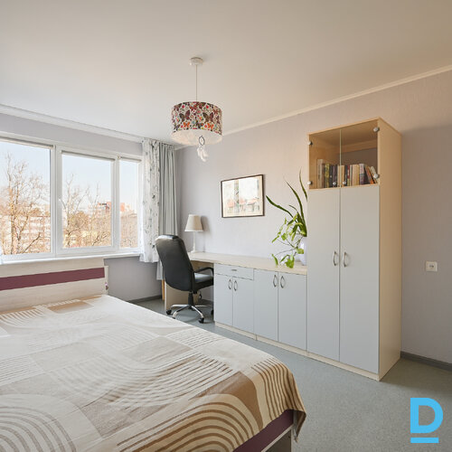 Pārdod dzīvokli Mālkalnes prospekts 16