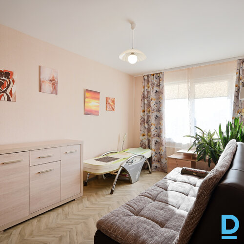 Pārdod dzīvokli Mālkalnes prospekts 16