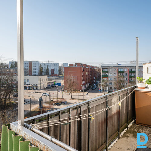 Pārdod dzīvokli Mālkalnes prospekts 16