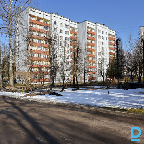 Pārdod dzīvokli Ausekļa prospekts 10