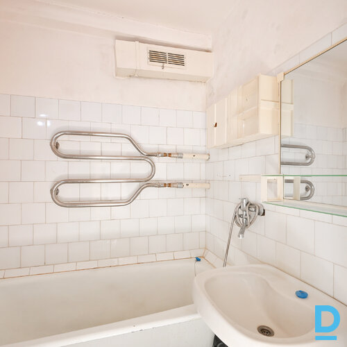 Pārdod dzīvokli Ausekļa prospekts 10