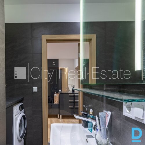 Izīrē dzīvokli Jūrmalā