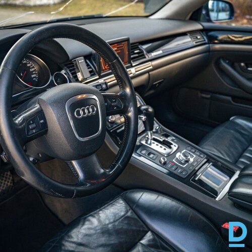 Pārdod Audi A8 4.2d, Quattro, 2005