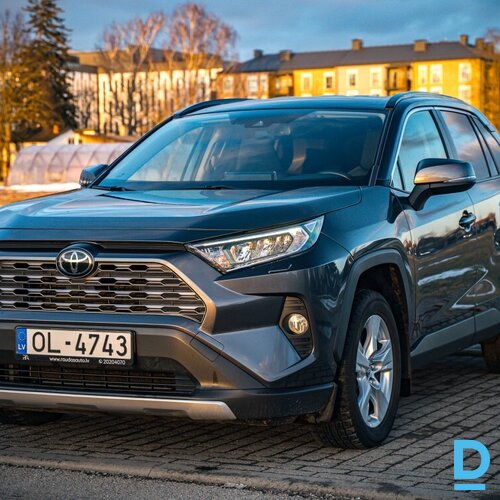 Pārdod Toyota Rav4 2.0i, 2019
