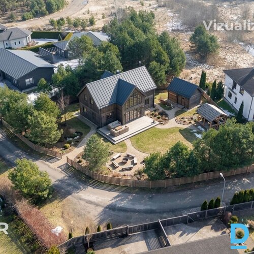 Pārdošanā līdzens 1393 m² zemes gabals privātai apbūvei klusā ciematā netālu no 