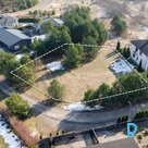 Pārdošanā līdzens 1393 m² zemes gabals privātai apbūvei klusā ciematā netālu no 