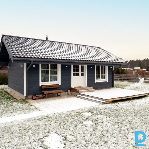 Pārdod māju Mežogu iela 6