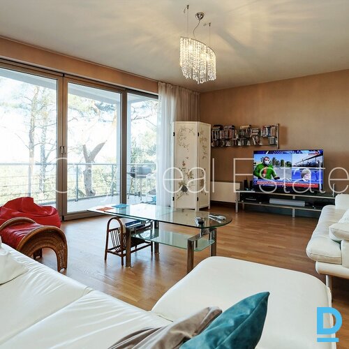 Izīrē dzīvokli Jūrmalā