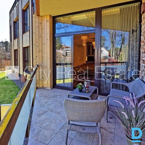 Izīrē dzīvokli Jūrmalā