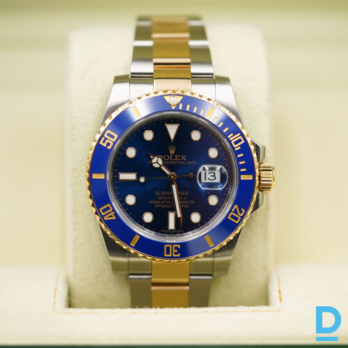 Pārdod Rolex Submariner Date