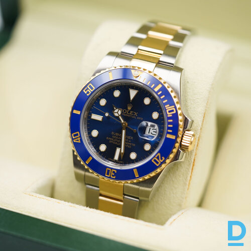 Pārdod Rolex Submariner Date