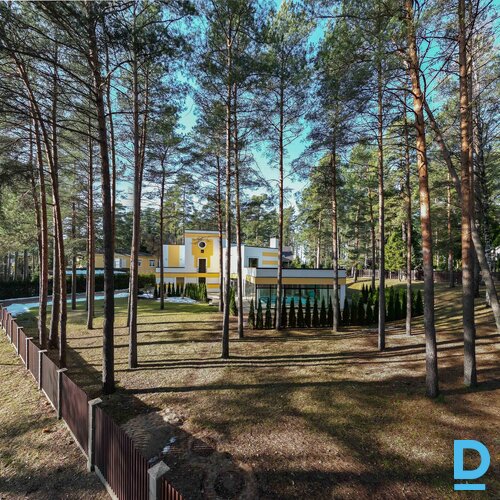 Pārdod māju Dzērvju iela 7, Sunīši, Garkalnes novads, 450m²