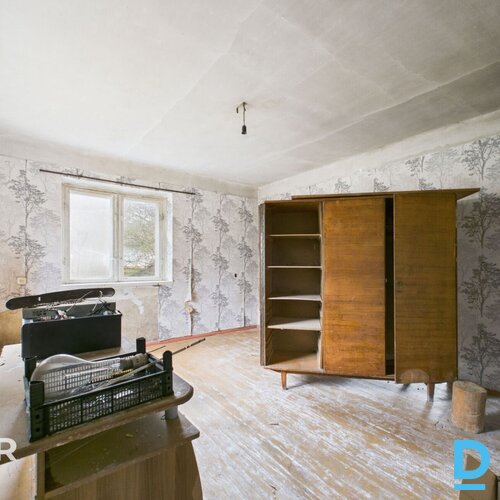 Pārdošanā vienstāvu privātmāja ar plašu 2270 m² zemes gabalu Gulbenē.Māja celta Pārdošanā vienstāvu privātmāja ar plašu 2270 m² zemes gabalu Gulbenē.Māja celta