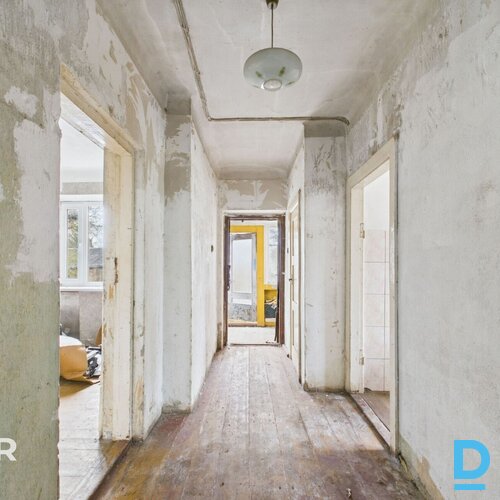 Pārdošanā vienstāvu privātmāja ar plašu 2270 m² zemes gabalu Gulbenē.Māja celta Pārdošanā vienstāvu privātmāja ar plašu 2270 m² zemes gabalu Gulbenē.Māja celta