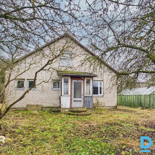 Pārdošanā vienstāvu privātmāja ar plašu 2270 m² zemes gabalu Gulbenē.Māja celta Pārdošanā vienstāvu privātmāja ar plašu 2270 m² zemes gabalu Gulbenē.Māja celta