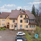 В продаже 1/2 идеальной доли имущественного комплекса из 3-этажного дома с земел