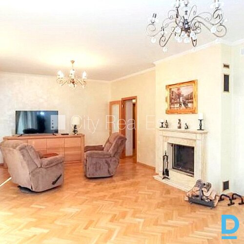 Izīrē dzīvokli Jūrmalā