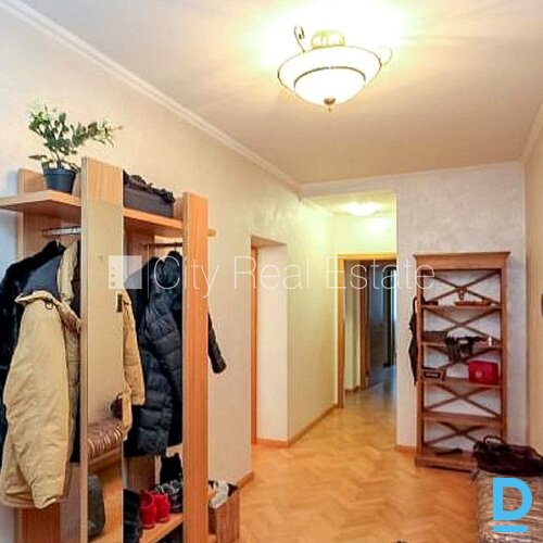 Izīrē dzīvokli Jūrmalā