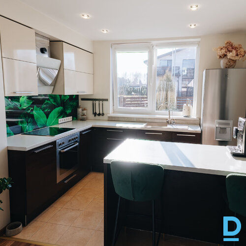 Pārdod māju Gravu iela 17 Pārdod māju Gravu iela 17