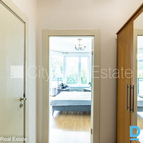 Izīrē dzīvokli Rīgā