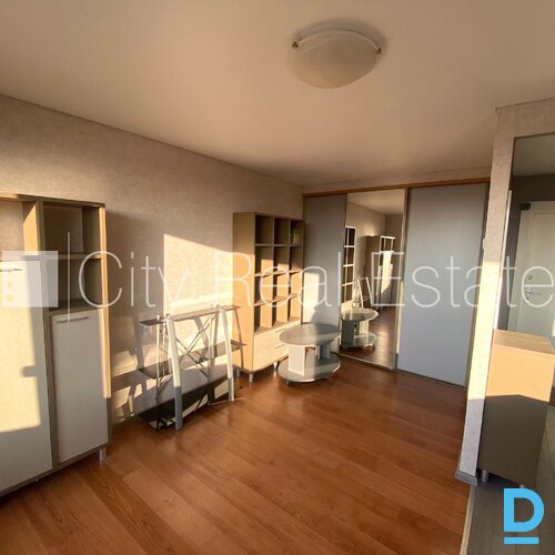 Izīrē dzīvokli Rīgā