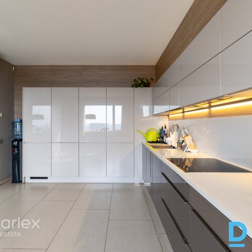 Premium PENTHOUSE dzīvoklis tiek pārdots - Skanstes augstumos