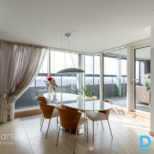 Premium PENTHOUSE dzīvoklis tiek pārdots - Skanstes augstumos