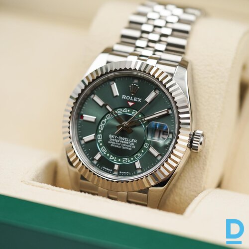 Pārdod Rolex Sky-Dweller