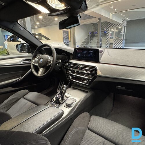 Pārdod BMW 520d M-pack, 2017