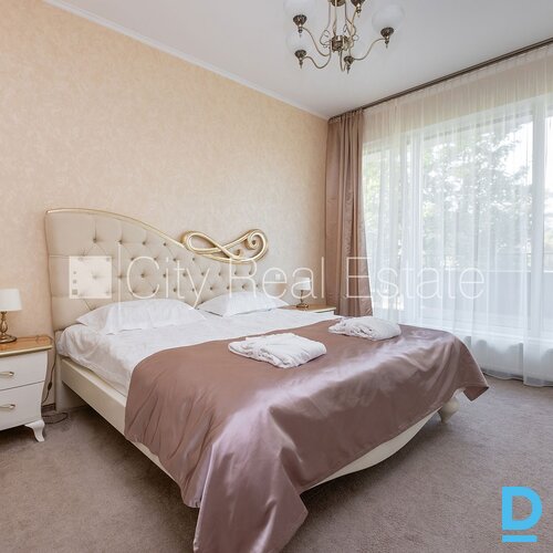 Pārdod dzīvokli Jūrmalā