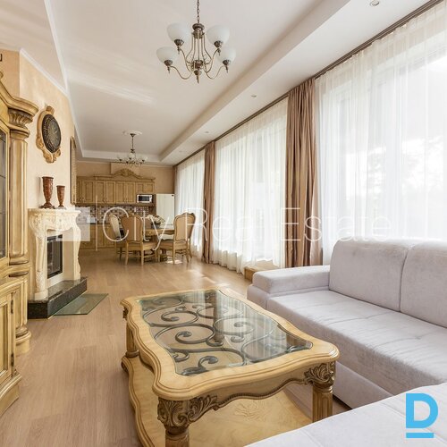 Pārdod dzīvokli Jūrmalā